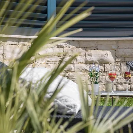 Holiday home Stunning In Novigrad With Wifi *