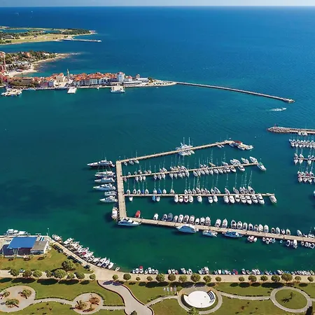Stunning In Novigrad With Wifi